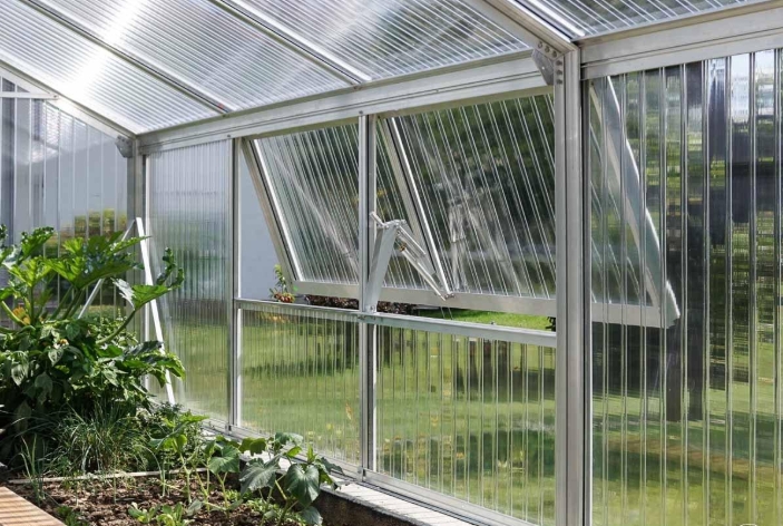 Consejos para cultivar en un invernadero: Ventilación para favorecer el crecimiento de las plantas